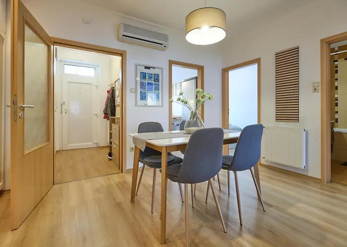 Klara - A Belvaros Sziveben Apartament