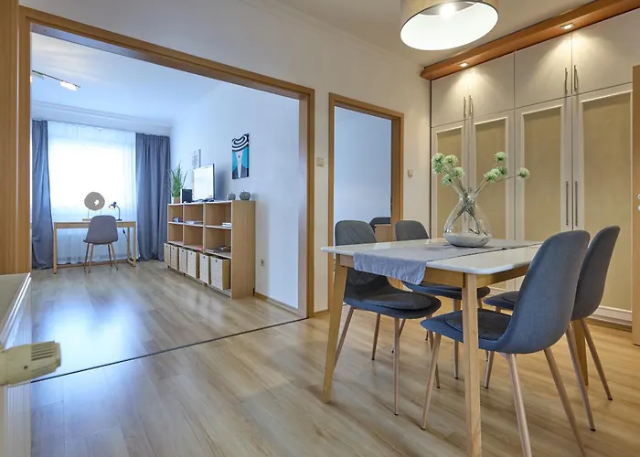 Klara - A Belvaros Sziveben Apartament Debreczyn